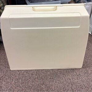 Vintage Universal Sewing Machine Hard Carrying Case W/ Handle Fits Most Machines